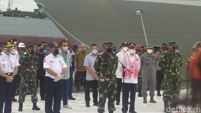 Jumpa Pers Panglima TNI dan Menhub di JICT II