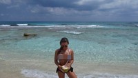 Sebagai pecinta vitamin sea, Tahlia pun liburan ke Cancun. (Instagram/Tahliaparis)
