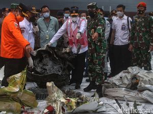 Berhenti Operasi SAR Sriwijaya Air tapi CVR SJ182 Masih Dicari