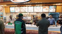 Meskipun bentuk tindakan masih berupa ajakan dan evaluasi, tidak menutup kemungkinan jika masih terbukti melanggar akan dikenakan sanksi yang lebih berat.