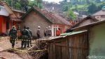 Penampakan Longsor yang Timbun Belasan Rumah di Sumedang