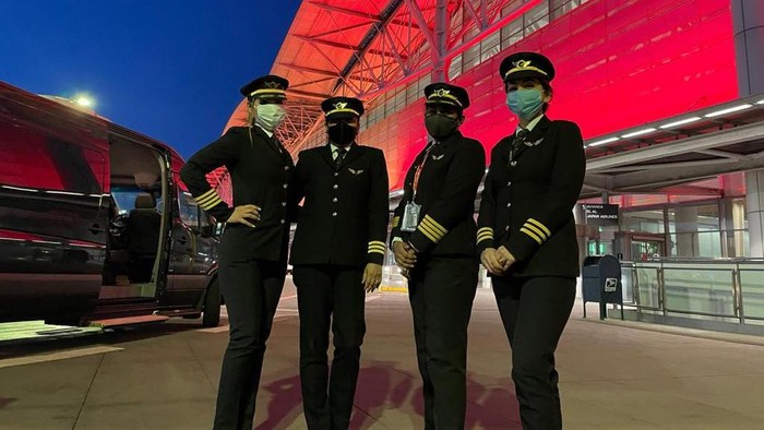 Pilot wanita India lakukan penerbangan terpanjang