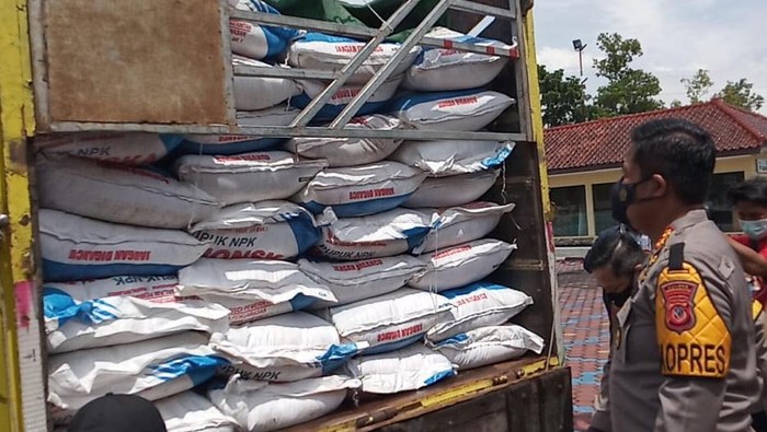 Polres Indramayu Tangkap Penyelundup Pupuk Subsidi