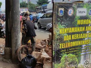Dikeluhkan Warga, Galian Kabel di Mampang Disebut Jadi yang Terakhir