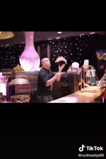 Pengantin Sediakan Starbucks hingga Live Kitchen Pizza