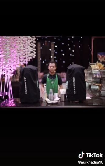 Pengantin Sediakan Starbucks hingga Live Kitchen Pizza