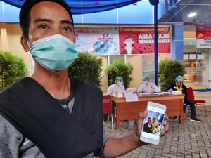 Keluarga Eks Ketum HMI Korban Sriwijaya Air SJ182 Datangi RS Polri