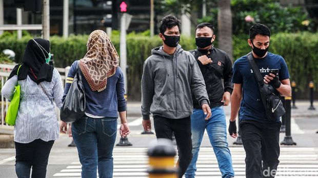 Pemprov DKI Jakarta telah memberlakukan pengetatan pembatasan sosial berskala besar (PSBB) sejak kemarin. Begini suasana kawasan Thamrin di hari kedua PSBB ketat.