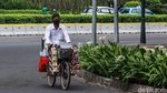 Suasana Thamrin di Hari Kedua PSBB Ketat