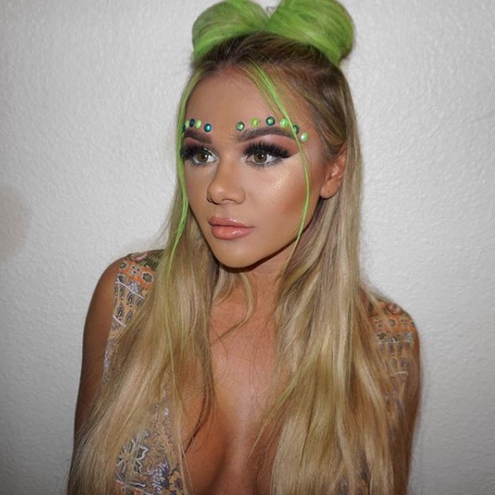 Tahlia Paris Tahlia Paris