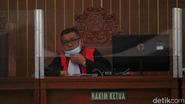 Tok! Gugatan Praperadilan Habib Rizieq Ditolak Hakim