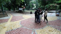 Rencananya Pemkot akan menggelar sendratari Ramayana dan ketoprak saat bulan purnama di panggung terbuka. 