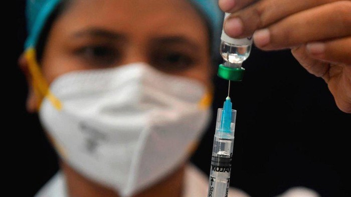 Vaksin Covid-19: Bisakah India memenuhi 60% permintaan dunia dan kebutuhan dalam negeri?