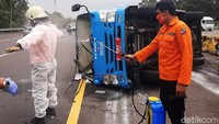 Pasien positif COVID-19 yang ada dalam bus naas itu kemudian dievakuasi ke RSUD Kota Bogor.