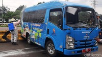 Selanjutnya, bus sekolah pengangkut pasien positif COVID-19 tersebut dievakuasi ke Dinas Perhubungan Kota Bogor untuk kepentingan penyelidikan.