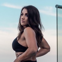 Bagi Courtney, pekerjaannya ini juga menjadi wadah untuk mengajak para wanita agar tak malu mengekspresikan seksualitasnya. Para wanita sudah terlalu lama dipermalukan karena hal tersebut, kata perempuan yang juga membuat sebuah kelas khusus untuk pemberdayaan wanita. (Foto: Instagram/@courtneytillia)