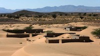 Namanya desa ini adalah Wadi Al-Murr, sebuah desa yang dulunya terkubur di Oman.