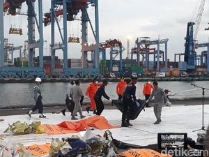 Saat Cuaca Sempat Bikin Pencarian Lanjutan Sriwijaya Air Tertunda