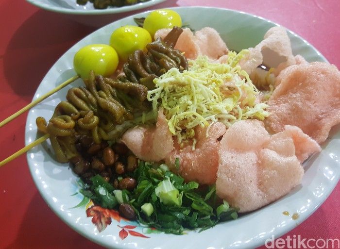 Ini Beda Bubur Ayam Cirebon, Bandung, hingga Sukabumi