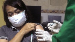 Indonesia memulai program vaksin Sinovac untuk mengatasi pandemi COVID-19. Selain Indonesia, negara-negara ini juga menggunakan vaksin buatan China tersebut.