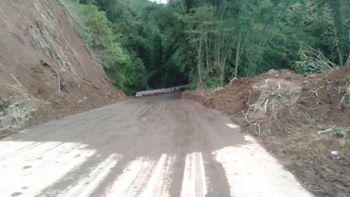 Jalan yang hubungkan Kabupaten Magelang-Boyolali, Desa Wonolelo, Sawangan, Kabupaten Magelang, bisa dilalui kembali, Rabu (13/1/2021).