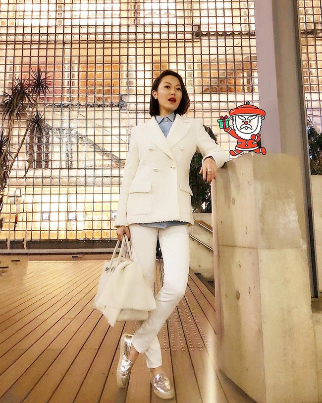 Laporan terbaru mengatakan jika sebelumnya Luo Lili berharap bisa menikah dengan pacarnya ketika tahu ia mengandung anak merka. Namun pacar Luo Lili dikatakan belum setuju karena belum siap. Foto: Instagram @lili3luo