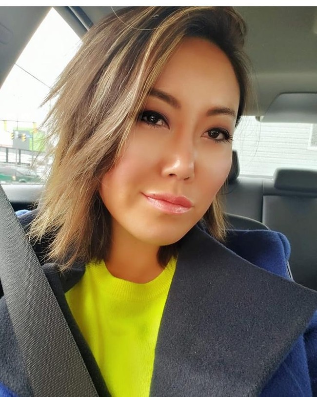 Meski polisi masih menyelidiki kejadian ini, kantor berita lokal mengabarkan jika Luo Lili sempat mengalami depresi. Dilansir koran Hong Kong, wanita China-Amerika itu mengalami depresi pasca persalinan. Ia sendiri diketahui adalah seorang ibu tunggal dan tidak diketahui siapa bapak dari anaknya. Foto: Instagram @lili3luo