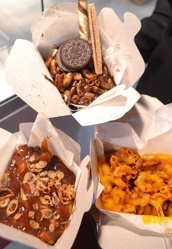 Bukan Bumbu Pedas Makaroni Ini Dicampur Cokelat dan Oreo