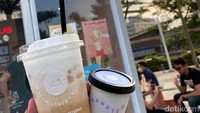 Selain rasa minuman dan es krimnya yang enak, di sekitar kafe banyak spot foto yang menarik untuk dikunjungi lho. Foto: detikFood