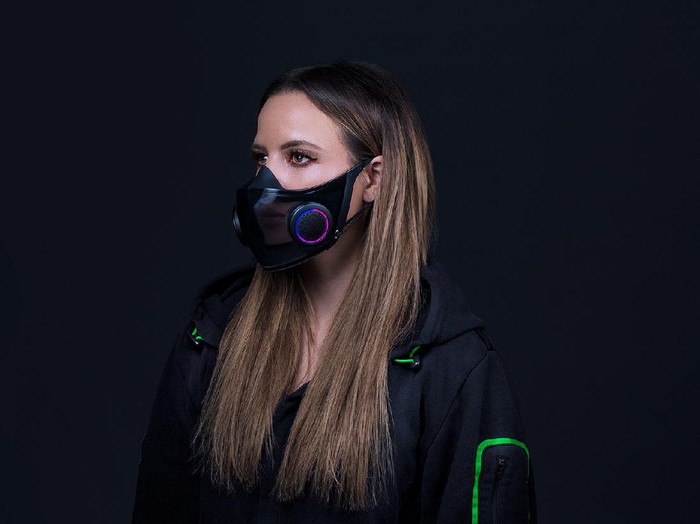 Masker pintar Razer