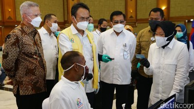 Mensos Risma Fasilitasi Kaum Marjinal Buat KTP-ATM