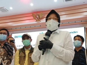 Kemensos Beri Bansos Berbasis e-KTP, Sulit Jangkau Warga Marginal