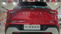 Nissan Magnite sudah menggunakan logo Nissan terbaru yang lebih simpel dan elegan. Foto: Luthfi Anshori
