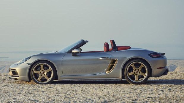 Posche Boxster GTS 4.0