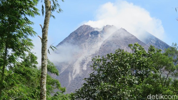 Potret Terkini Kubah Lava Merapi Sisi Barat
