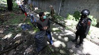 Diketahui, razia masker itu digelar untuk meningkatkan kesadaran masyarakat akan pentingnya mengenakan masker saat beraktivitas di luar rumah serta menerapkan protokol kesehatan di masa pandemi COVID-19.