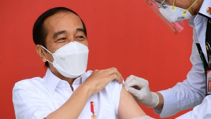 Presiden Jokowi disuntik vaksin Corona (COVID-19) Presiden Jokowi disuntik vaksin Corona (COVID-19)