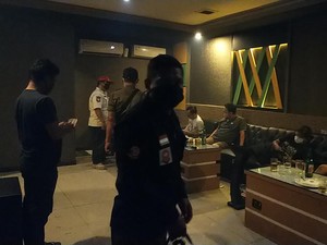 Nekat Buka Saat PPKM, Tempat Karaoke di Surabaya Ini Terancam Ditutup Permanen
