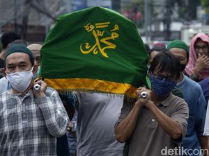 5 Doa untuk Orang Meninggal Sesuai Sunnah