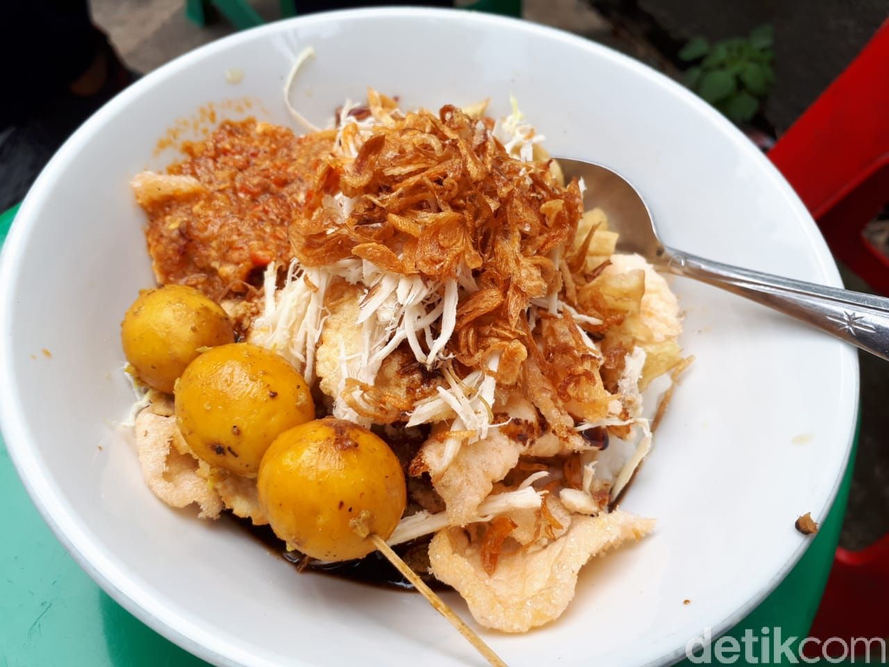 Bubur Ayam Argo Jati Ludes 200 Mangkuk dalam 4 Jam, Omzetnya Rp 3 Juta!