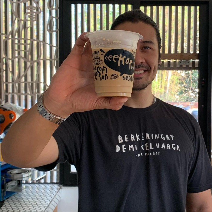 Deretan Momen Ngopi Chicco JerikhO Deretan Momen Ngopi Chicco JerikhO