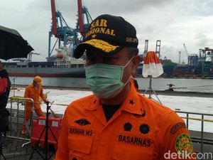 Basarnas: Ada Serpihan Pesawat yang Nyangkut di Jaring Nelayan