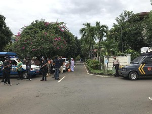 Ratusan Polisi Berjaga di Rumah Syekh Ali Jaber, Antisipasi Kerumunan