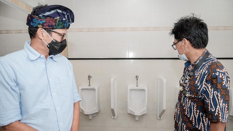 Menparekraf Sandiaga Uno Menparekraf Sandiaga Uno