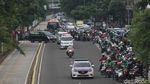 Melihat Iring-iringan Mobil Jenazah Syekh Ali Jaber