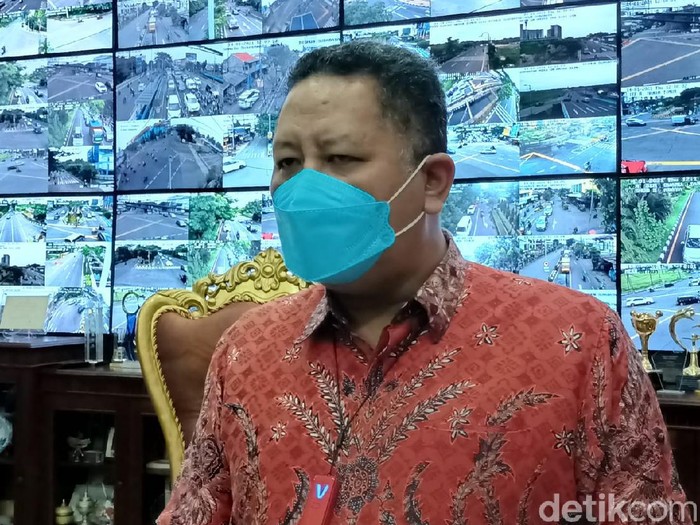 Plt Wali Kota Surabaya Wishnu Sakti Buana.