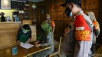 Satpol PP Sidak Prokes di Kawasan Fatmawati