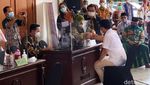 Wagub Emil Dardak Divaksin Pertama di Jatim