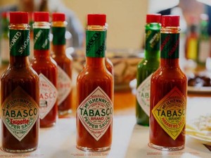 5 Saus Ini Beralih Fungsi Jadi Senjata Untuk Menyerang
