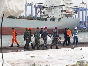 Hari Ke-7 Evakuasi SJ182, Basarnas Kembali Terima 13 Kantong Bagian Tubuh